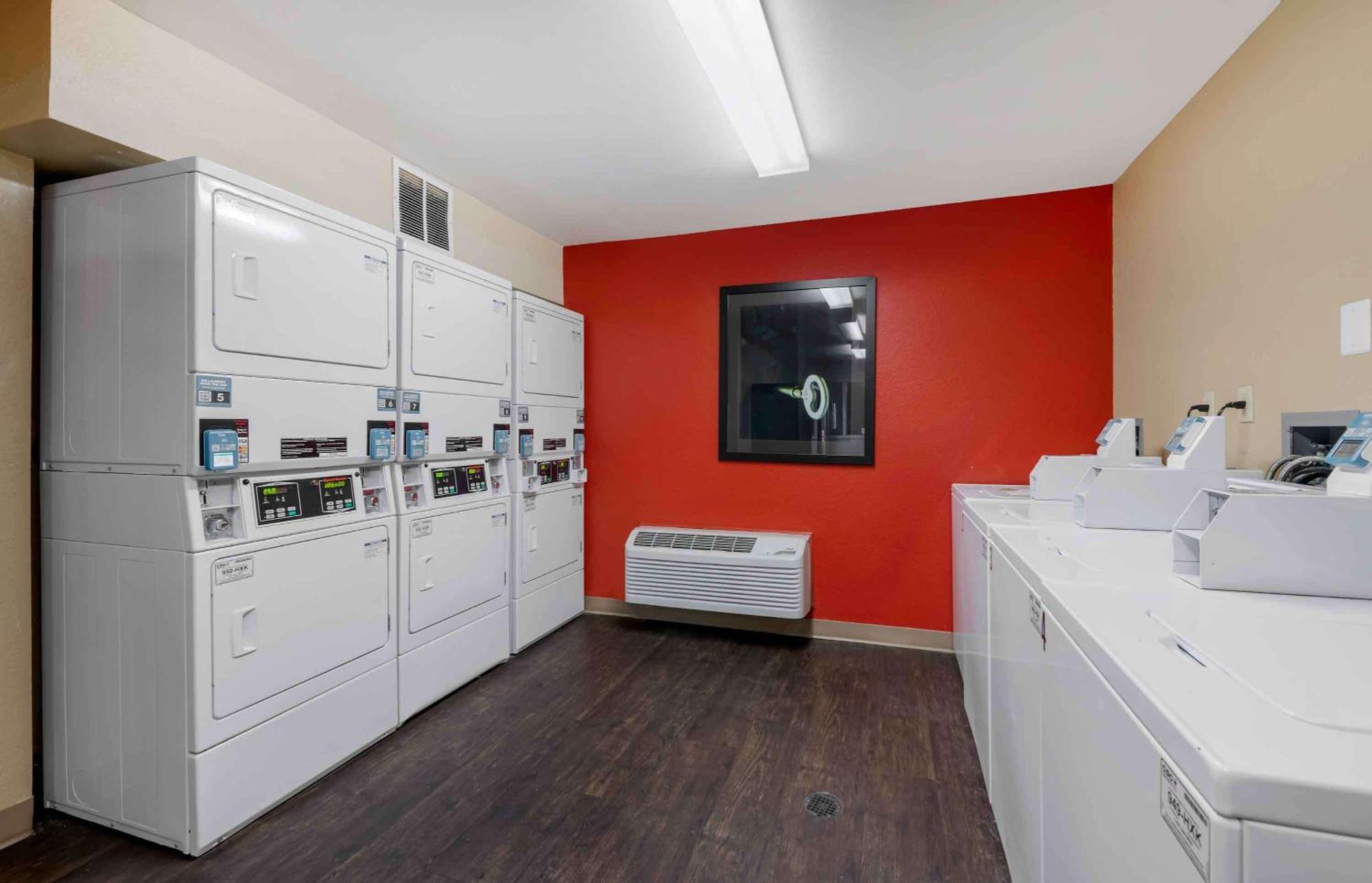 Extended Stay America Select Suites - Orlando - Conven Ctr - Sports Complex Williamsburg Eksteriør bilde
